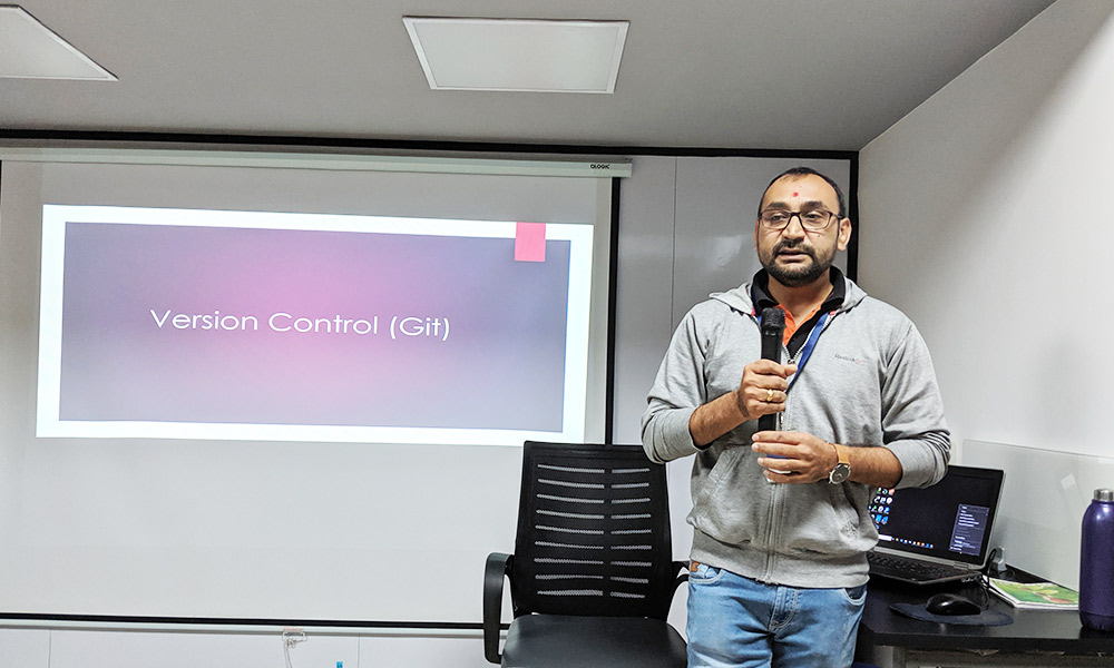 In-House Seminar on Version Control - Git